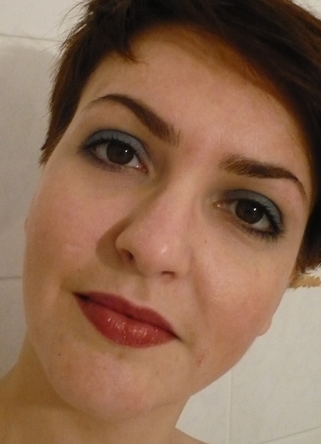 shiseido_cream_shimmering_eye_color_angel_bl711_3_sisley_shimmering_burgundy